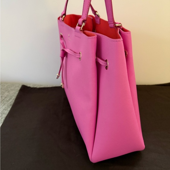 Kate Spade Fuchsia Tote with Bow Detail GREAT CONDITION with dust cover - Picture 2 of 14